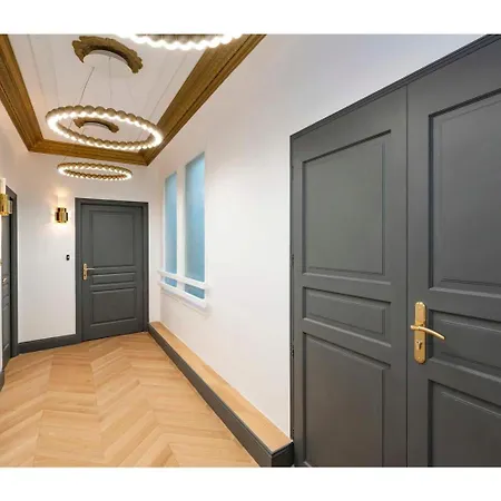 Champs Elysees - Avenue Montaigne By Prestige *