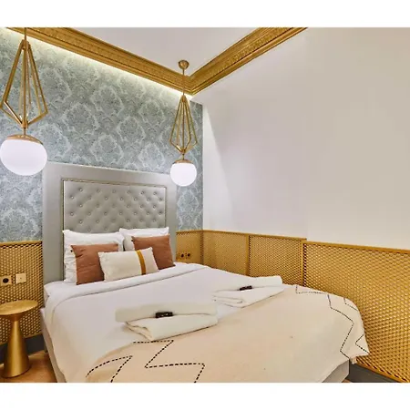 Champs Elysees - Avenue Montaigne By Prestige * פריז