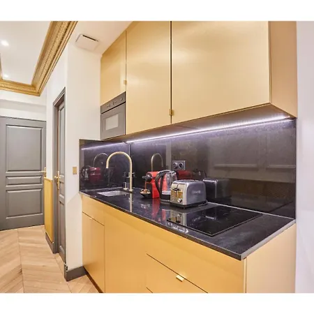 Champs Elysees - Avenue Montaigne By Prestige דירה *