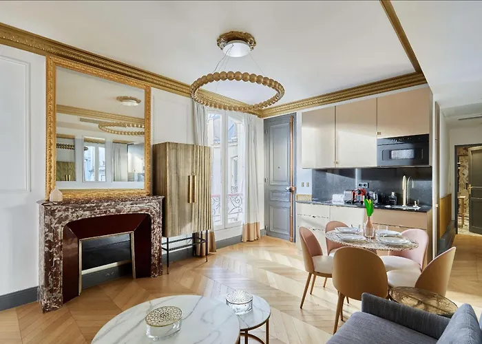 Champs Elysees - Avenue Montaigne By Prestige