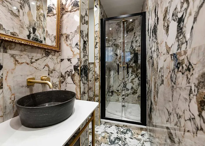 Champs Elysees - Avenue Montaigne By Prestige