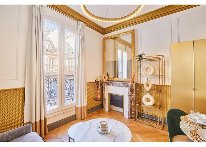 Champs Elysees - Avenue Montaigne By Prestige