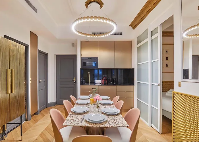 Champs Elysees - Avenue Montaigne By Prestige * Paryż