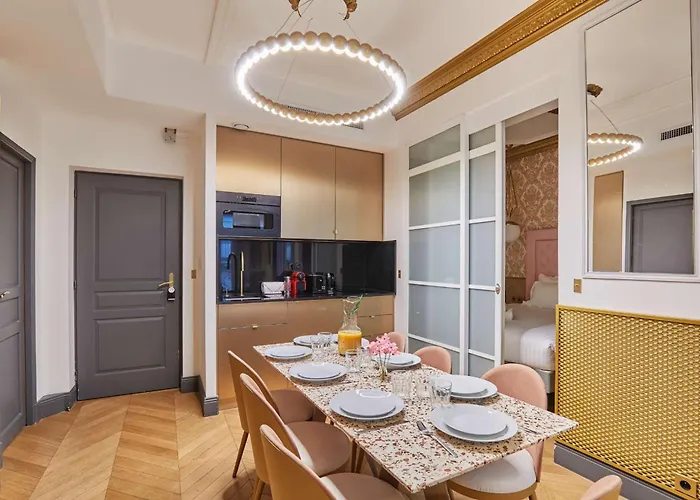 Champs Elysees - Avenue Montaigne By Prestige