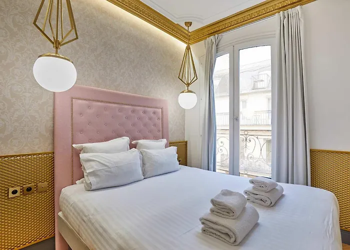 Champs Elysees - Avenue Montaigne By Prestige