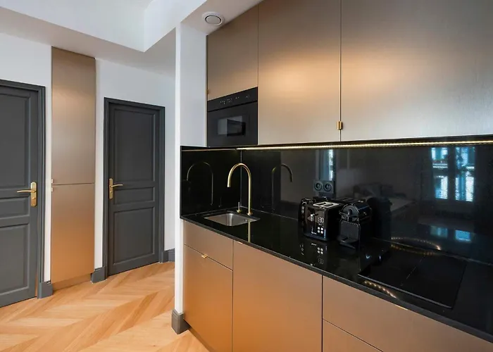 Champs Elysees - Avenue Montaigne By Prestige Apartament *