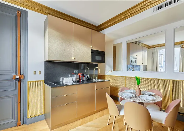 Champs Elysees - Avenue Montaigne By Prestige Apartment Paris
