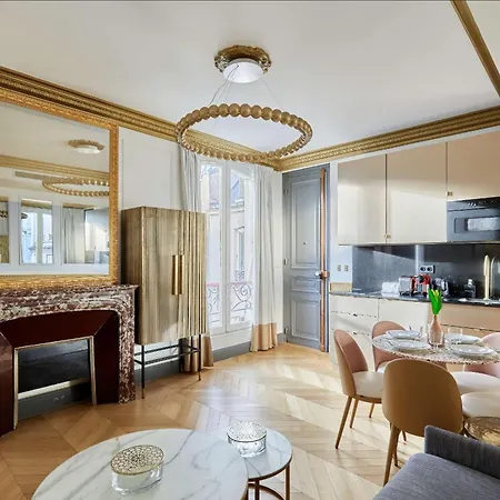 Champs Elysees - Avenue Montaigne By Prestige