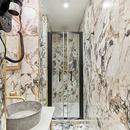 Champs Elysees - Avenue Montaigne By Prestige Apartamento París